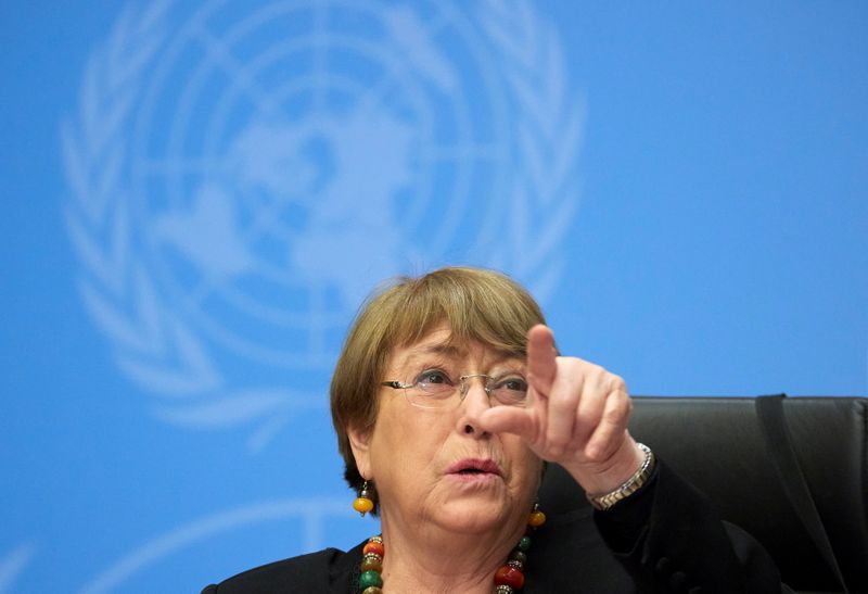 &copy; Reuters. مفوضة الأمم المتحدة لحقوق الإنسان ميشيل باشيليت في جنيف يوم 9 ديسمبر كانون الأول 2020. تصوير: دنيس باليبوس - رويترز  
