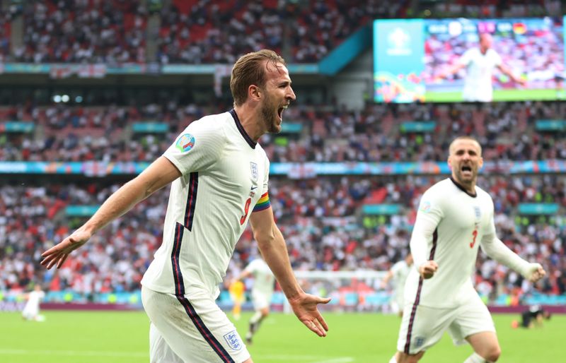 Soccer-England sweep history and Germany aside to move into last eight