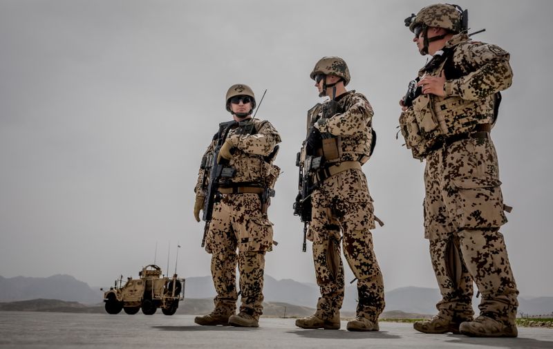 &copy; Reuters. L'armée allemande a achevé mardi son retrait d'Afghanistan, mettant fin à la mission militaire la plus meurtrière de l'Allemagne depuis la Seconde Guerre mondiale. /Photo d'archives/REUTERS/Michael Kappeler