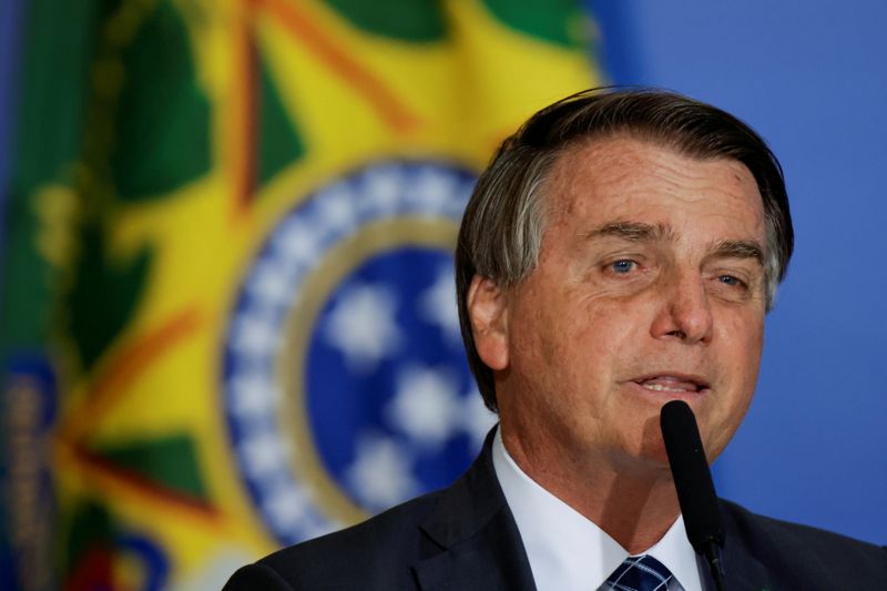 &copy; Reuters. Presidente Jair Bolsonaro durante cerimônia no Palácio do Planalto
22/06/2021 
REUTERS/Ueslei Marcelino