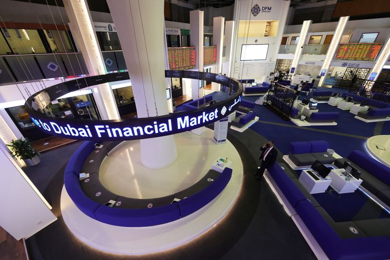 &copy; Reuters. منظر عام لسوق دبي المالي في دبي يوم الثامن من نوفمبر تشرين الثاني 2020. تصوير: كرسيتوفر بايك - رويترز