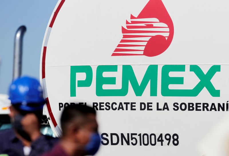 &copy; Reuters. Logo da Pemex em instalação da empresa em Monterrey
27/08/2020
REUTERS/Daniel Becerril
