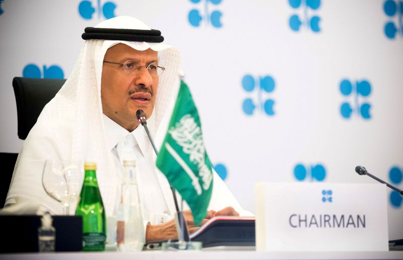 &copy; Reuters. FILE PHOTO: Saudi Arabia's Minister of Energy Prince Abdulaziz bin Salman Al-Saud speaks via video link during a virtual emergency meeting of OPEC and non-OPEC countries, following the outbreak of the coronavirus disease (COVID-19), in Riyadh, Saudi Arabi