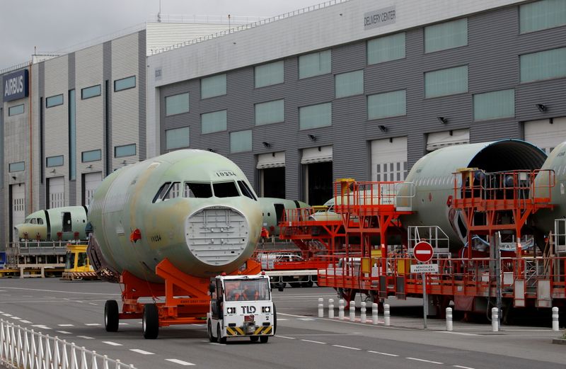 &copy; Reuters. FILE PHOTO: A fuselage section of an Airbus A320-family aircraft is transported at the Airbus facility in Montoir-de-Bretagne near Saint-Nazaire, France, July 1, 2020. REUTERS/Stephane Mahe/File Photo