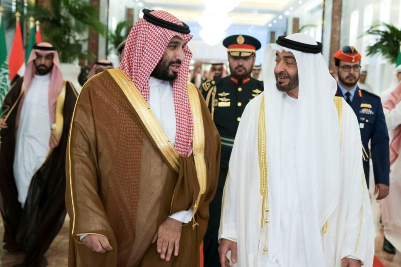 &copy; Reuters. FILE PHOTO: Abu Dhabi's Crown Prince Sheikh Mohammed bin Zayed al-Nahyan receives Saudi Crown Prince Mohammed bin Salman at the Presidential Airport in Abu Dhabi, United Arab Emirates November 27, 2019.  WAM/Handout via REUTERS