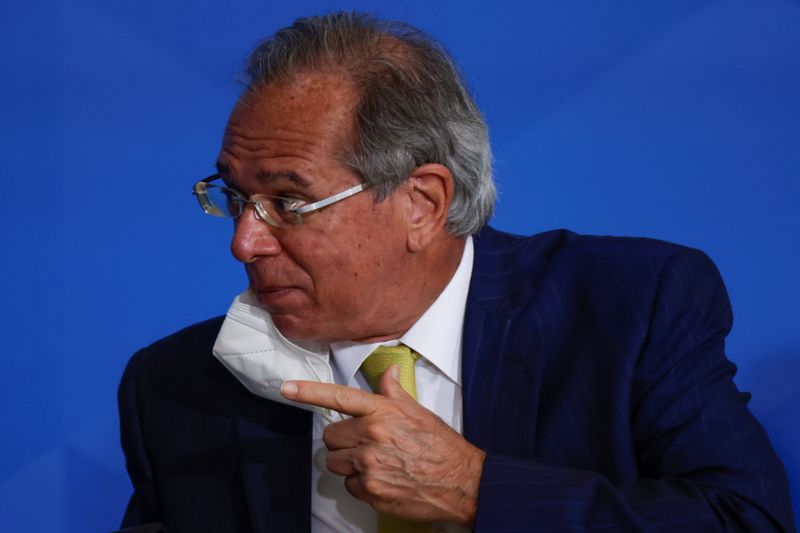 &copy; Reuters. Ministro da Economia Paulo Guedes em Brasília
22/06/2021 REUTERS/Ueslei Marcelino