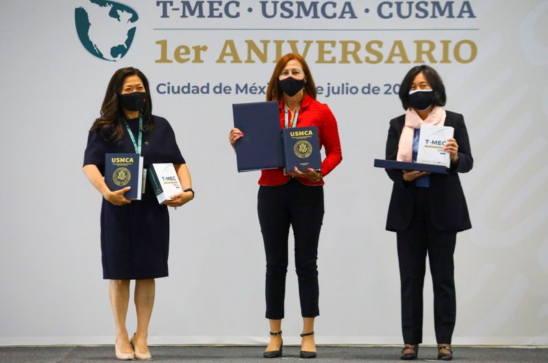 © Reuters. U.S. Trade Representative Katherine Tai, Mexican Economy Minister Tatiana Clouthier and Canadian Minister of Small Business, Export Promotion and International Trade Mary Ng attend an event to commemorate the first anniversary of the entry-into-force of the United States-Mexico-Canada Agreement (USMCA/T-MEC/CUSMA), in Mexico City, Mexico July 7, 2021. REUTERS/Edgard Garrido