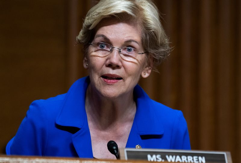&copy; Reuters. FILE PHOTO: U.S. Senator Elizabeth Warren (D-MA) at a Senate Finance Committee hearing in Washington, D.C., U.S., June 8, 2021. Tom Williams/Pool via REUTERS