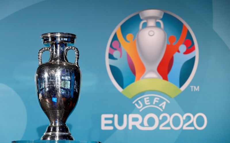 &copy; Reuters. FILE PHOTO: Football Soccer - UEFA Euro 2020 Munich Logo Launch - Olympia Park, Munich, Germany - 27/10/16. The trophy is seen during logo launch. REUTERS/Michaela Rehle