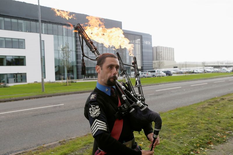 &copy; Reuters. FILE PHOTO: A man plays flaming bag pipes as opponents of fracking protest outside the offices of Ineos after they received the first shipment of shale gas to be delivered to the Britain at their Grangemouth  terminal in Scotland, Britain September 27, 20
