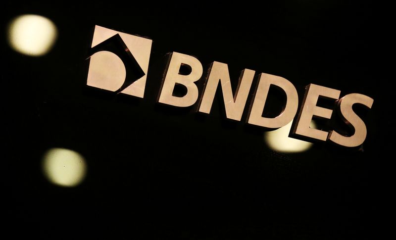 © Reuters. Logo do BNDES fotografado no Rio de Janeiro (RJ) 
08/01/2019
REUTERS/Sergio Moraes