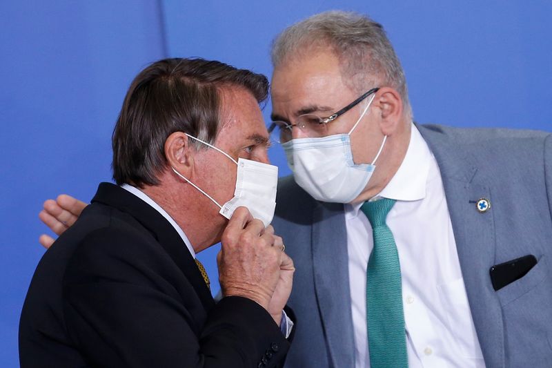 &copy; Reuters. Presidente Jair Bolsonaro ao lado do ministro da Saúde, Marcelo Queiroga, em Brasília
29/06/2021 REUTERS/Adriano Machado