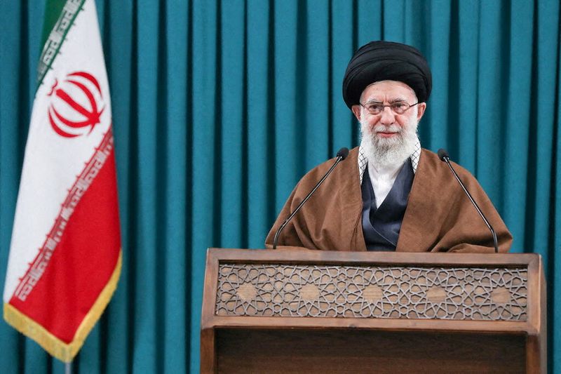 &copy; Reuters. Líder supremo do Irã, aiatolá Ali Khamenei, durante discurso em Teerã
01/03/2022 Website Oficial de Khamenei/Divulgação via REUTERS  