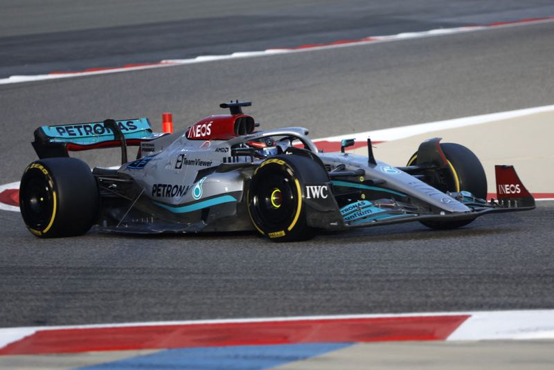 © Reuters. Fórmula 1 - Pre-temporada  George Russell de Mercedes en acción durante las pruebas REUTERS/Hamad I Mohammed - UP1EI3A13FP1S
