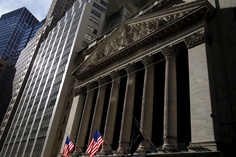 &copy; Reuters. FILE PHOTO: The New York Stock Exchange building is seen from Broad Street in Lower Manhattan in New York, January 20, 2016. REUTERS/Mike Segar