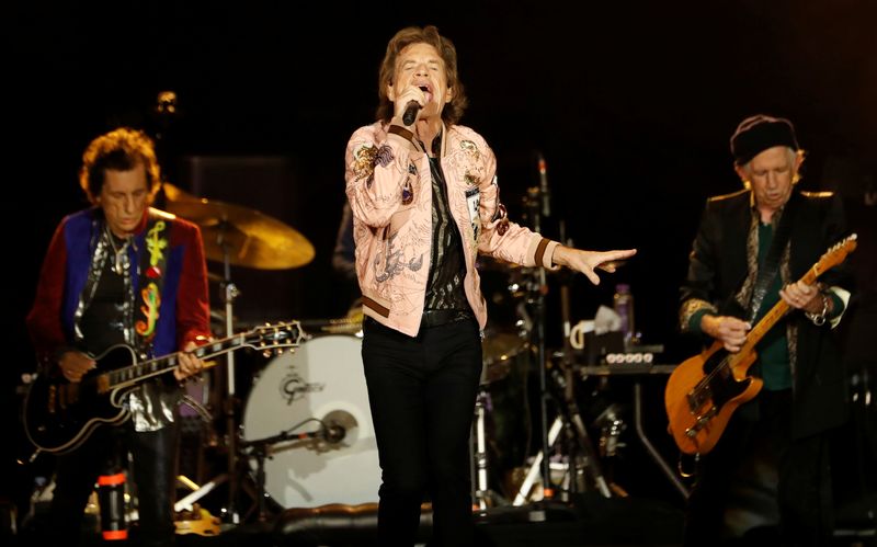 &copy; Reuters. Rolling Stones se apresentam em Inglewood, na Califórnia
14/10/2021 REUTERS/Mario Anzuoni