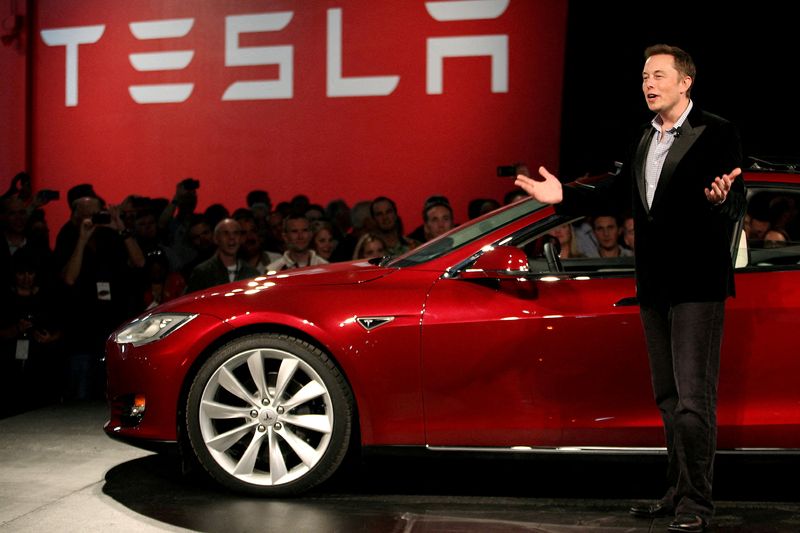 © Reuters. Elon Musk diz que Tesla e SpaceX enfrentam inflação 'significativa'
01/10/2021
REUTERS/Stephen Lam