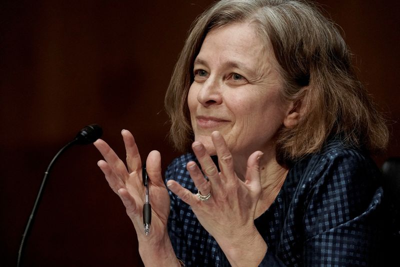 © Reuters. FILE PHOTO: Sarah Bloom Raskin, nominated to be vice chair for supervision and a member of the Federal Reserve Board of Governors, gestures during a Senate Banking, Housing and Urban Affairs Committee confirmation hearing on Capitol Hill in Washington, D.C., U.S., February 3, 2022. REUTERS/Ken Cedeno/Pool/File Photo