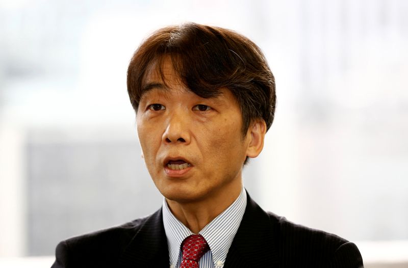 &copy; Reuters. FILE PHOTO: Hiromi Yamaoka, head of Bank of Japan's (BOJ)  payment and settlement system division, speaks at an interview with Reuters at his office in Tokyo, Japan, October 4, 2016. REUTERS/Kim Kyung-Hoon