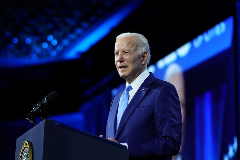 &copy; Reuters. FILE PHOTO: U.S. President Joe Biden delivers remarks at the afternoon general session of the National League of Cities' Congressional City Conference at the Marriott Marquis in Washington, U.S., March 14, 2022. REUTERS/Sarah Silbiger