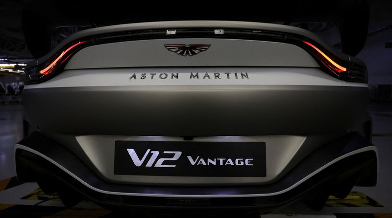 © Reuters. General view of the rear of the new Aston Martin V12 Vantage car at the company’s factory in Gaydon, Britain, March 16, 2022.  REUTERS/Phil Noble
