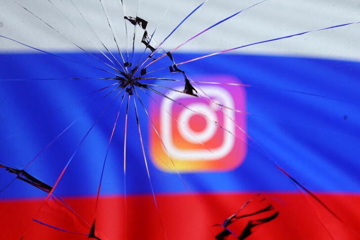 © Reuters. Russos devem lançar nova rede social de fotos, após bloqueio do Instagram
11/03/2022
REUTERS/Dado Ruvic/