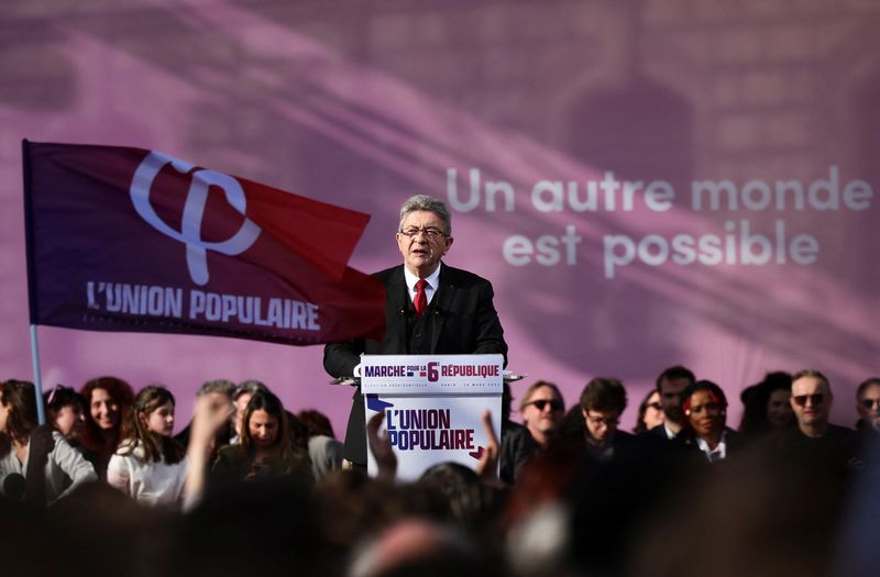&copy; Reuters. Jean-Luc Melenchon, leader of the far-left opposition party La France Insoumise (France Unbowed - LFI), and L'Union populaire (popular union) candidate in the 2022 French presidential election, delivers a speech during a march for the 6th Republic, at Pla