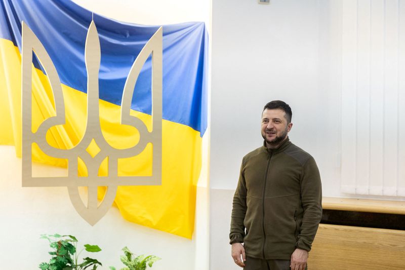 &copy; Reuters. الرئيس الأوكراني فولوديمير زيلينسكي في كييف يوم 19 مارس آذار 2022. صورة لرويترز من المكتب الصحفي للرئاسة الأوكرانية.