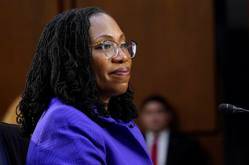 © Reuters. Supreme Court nominee Ketanji Brown Jackson listens during her Senate Judiciary Committee confirmation hearing on Capitol Hill in Washington, Monday, March 21, 2022.   J. Scott Applewhite/Pool via REUTERS
