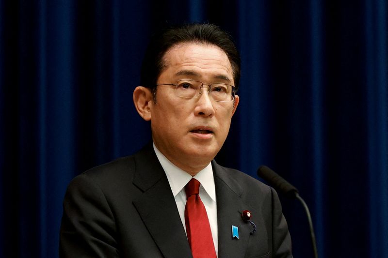 &copy; Reuters. Le Premier ministre japonais, Fumio Kishida. Le Japon a exprimé sa colère mardi après la décision de la Russie de se retirer des pourparlers sur un traité de paix entre les deux pays et de geler des projets économiques communs relatifs aux îles Kou