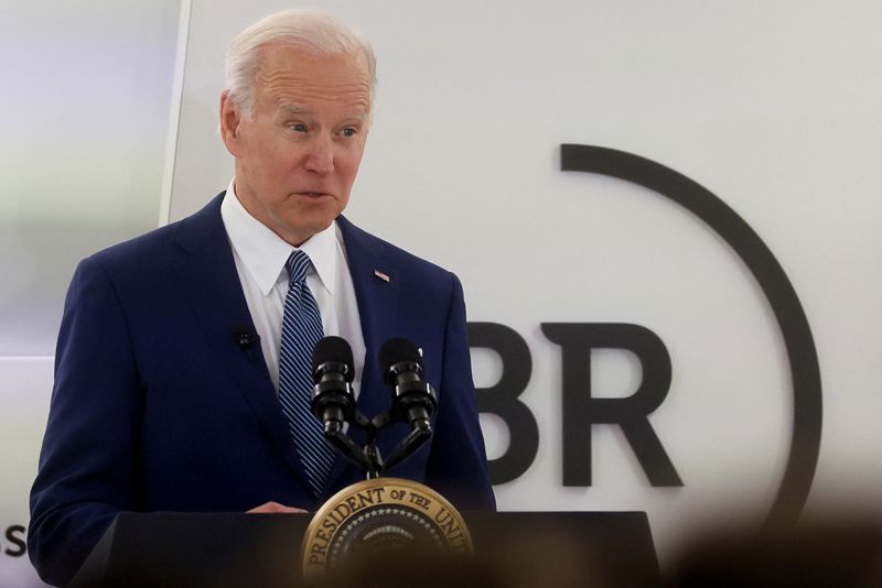 &copy; Reuters. FILE PHOTO: U.S. President Joe Biden discusses the United States' response to Russian invasion of Ukraine and warns CEOs about potential cyber attacks from Russia at Business Roundtable's CEO Quarterly Meeting in Washington, DC, U.S., March 21, 2022. REUT