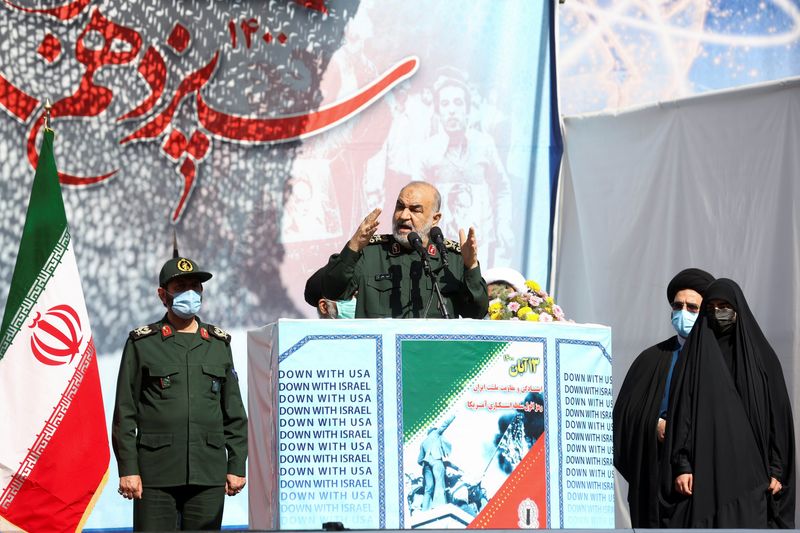 &copy; Reuters. القائد العام للحرس الثوري الإيراني حسين سلامي يتحدث في طهران في الرابع من نوفمبر تشرين الثاني 2021. صورة لرويترز من وكالة أنباء غرب آسيا.