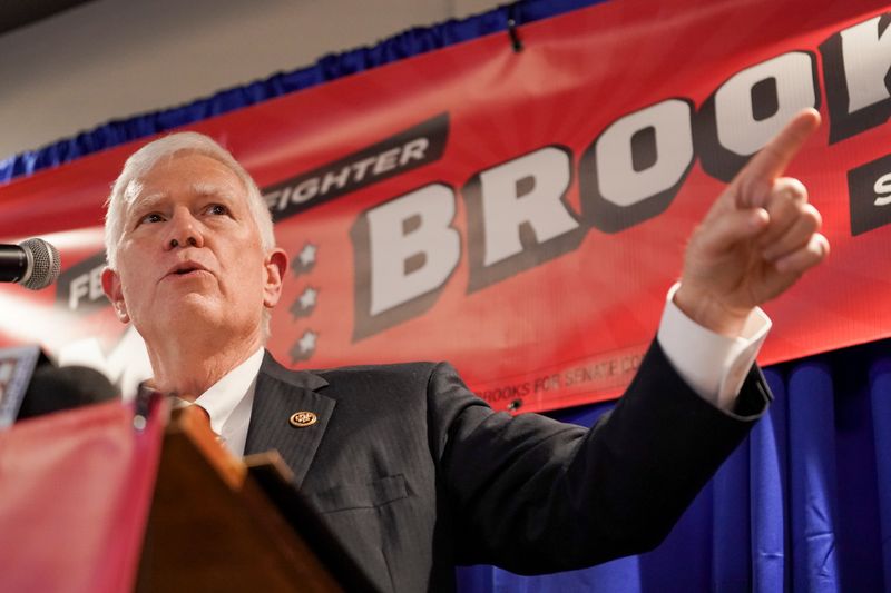 &copy; Reuters. FILE PHOTO: U.S. Rep. Mo Brooks (R-AL) makes an announcement in Huntsville, Alabama, U.S. March 22, 2021. REUTERS/Elijah Nouvelage/File Photo