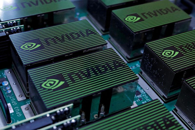 CEO da Nvidia diz estar interessado em explorar a fabricação de chips com a Intel
