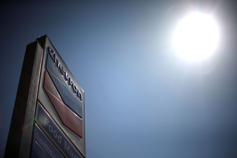 &copy; Reuters. FILE PHOTO: The logo of Dow Jones Industrial Average stock market index listed company Chevron (CVX) is seen in Los Angeles, California, United States, April 12, 2016. REUTERS/Lucy Nicholson