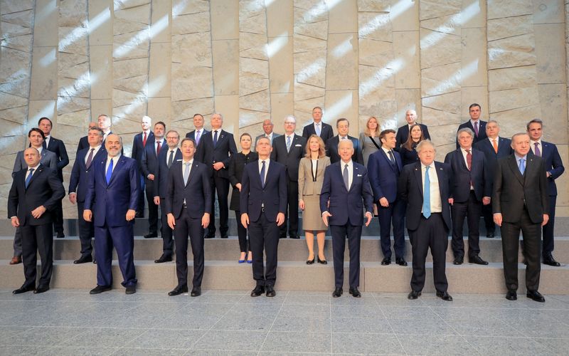 &copy; Reuters. Líderes da Otan posam para foto após reunião de cúpula em Bruxelas
24/03/2022 REUTERS/Wolfgang Rattay