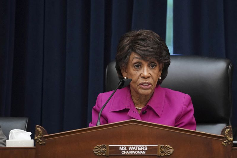 &copy; Reuters. FILE PHOTO: Representative and chairwoman Maxine Waters attends the House Financial Services Committee hearing on Capitol Hill in Washington, U.S., September 30, 2021.  Al Drago/Pool via REUTERS