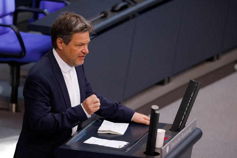 &copy; Reuters. German Economy Minister and Vice Chancellor Robert Habeck speaks in the plenary hall of Germany's lower house of parliament, or Bundestag, during a debate on federal budget in Berlin, Germany March 24, 2022. REUTERS/Michele Tantussi