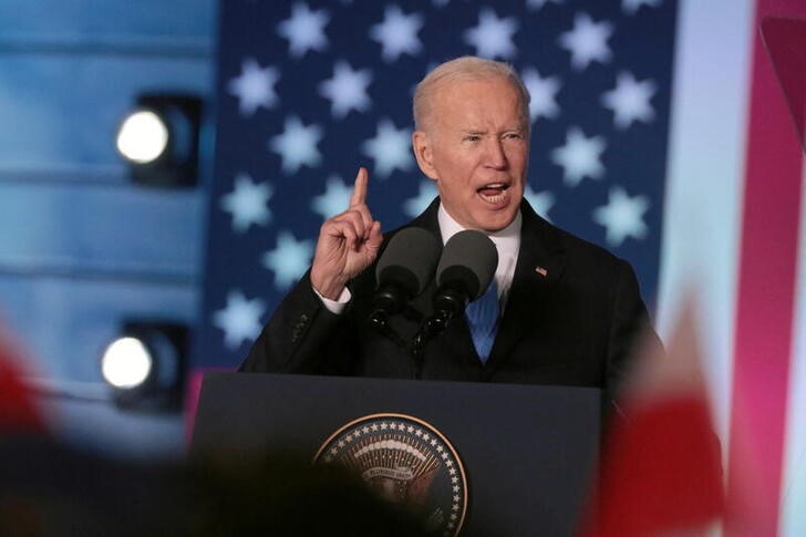 © Reuters. El presidente de Estados Unidos, Joe Biden, emite un discurso en Varsovia sobre la invasión de Rusia a Ucrania.  Marzo 26, 2022. Slawomir Kaminski /Agencja Wyborcza.pl via REUTERS ATTENTION EDITORS.