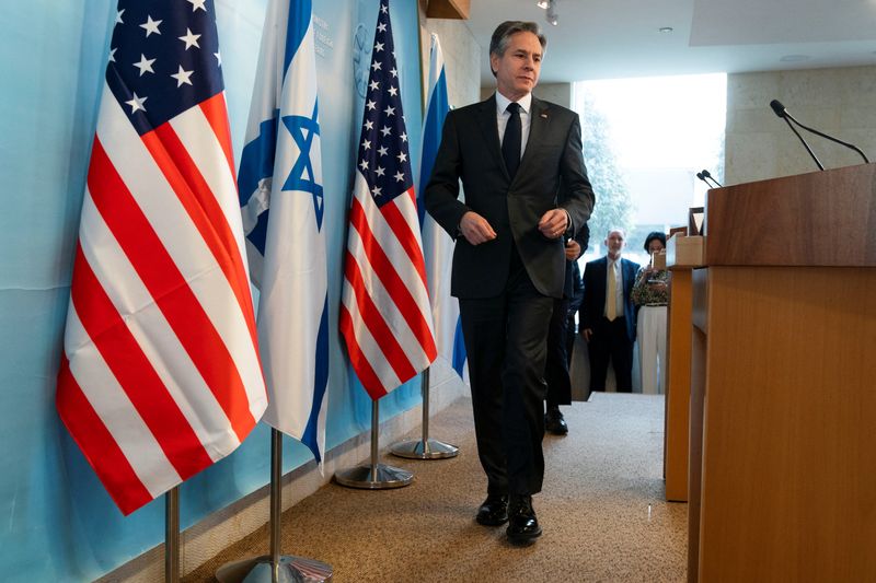 &copy; Reuters. U.S. Secretary of State Antony Blinken arrives to attend a news conference with Israel's Foreign Minister Yair Lapid at Israel's Ministry of Foreign Affairs in Jerusalem, March 27, 2022. Jacquelyn Martin/Pool via REUTERS