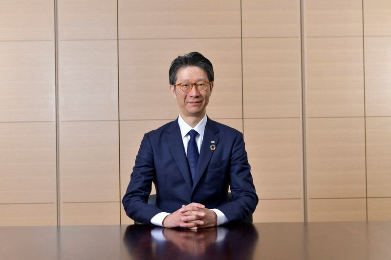 &copy; Reuters. Former aircraft designer and current Toshiba's CEO Taro Shimada poses for a photograph in Kawasaki, Japan 2020 in this handout picture obtained on March 28, 2022. Toshiba Group/Handout via REUTERS