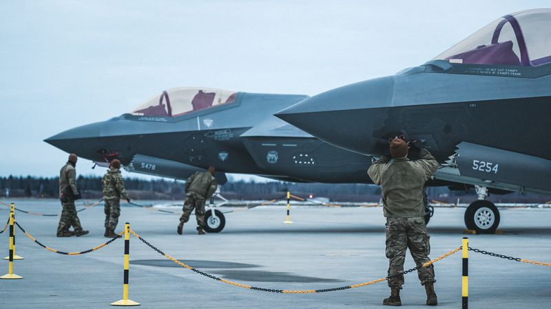 © Reuters. FILE PHOTO: Two U.S. Air Force F-35 Lightning II aircraft assigned to the 34th Fighter Squadron at Hill Air Force Base, Utah, arrive at Amari Air Base, Estonia, February 24, 2022. U.S. Air Force/Handout via REUTERS/File Photo