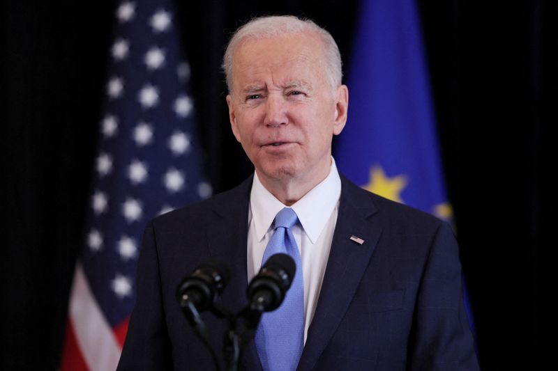 &copy; Reuters. FILE PHOTO: U.S. President Joe Biden gives a joint press statement with European Commission President Ursula von der Leyen at the U.S. Mission in Brussels, Belgium March 25, 2022. REUTERS/Evelyn Hockstein/File Photo