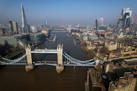 EY Brexit tracker finds 7,000 finance jobs have left London for EU