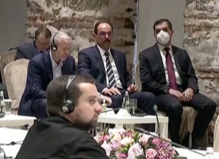 Abramovich appears at Ukraine-Russia talks in Istanbul