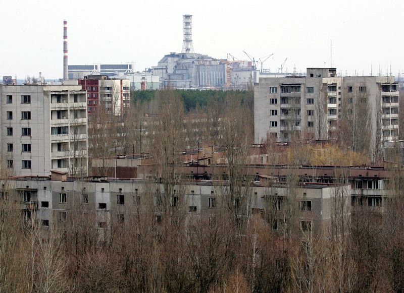 &copy; Reuters. مفاعل تشيرنوبل في صورة من أرشيف رويترز.