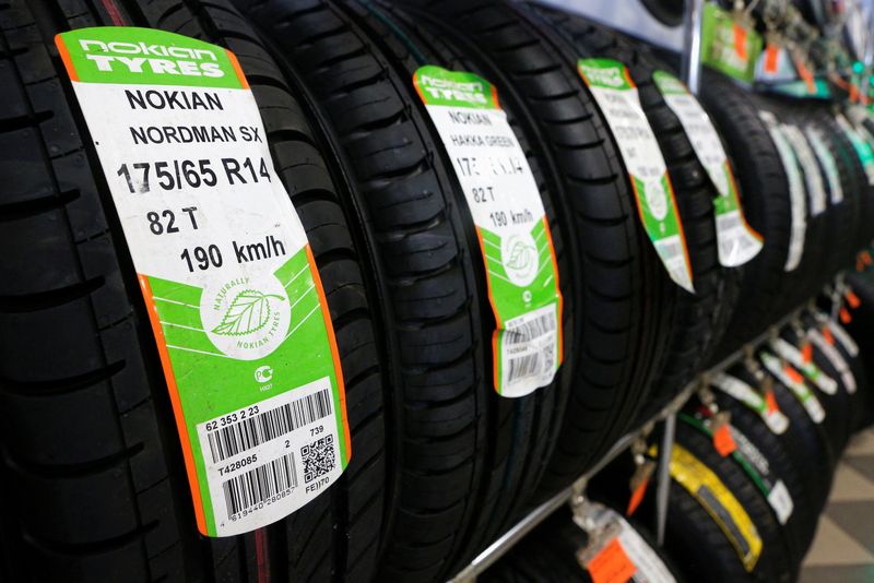 &copy; Reuters. FILE PHOTO: Nokian tyres are stored at a tyre centre and shop in Moscow, August 8, 2014. REUTERS/Maxim Shemetov/File Photo