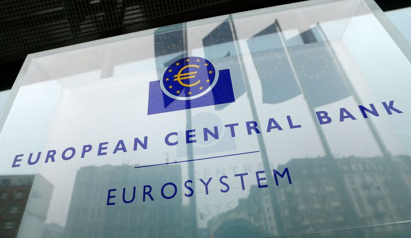 &copy; Reuters.  ３月３１日、    欧州中央銀行（ＥＣＢ）のチーフエコノミストを務めるレーン専務理事は、ユーロ圏のインフレ率が２％付近で安定する可能性が高まっているとの認識を示した。フランク