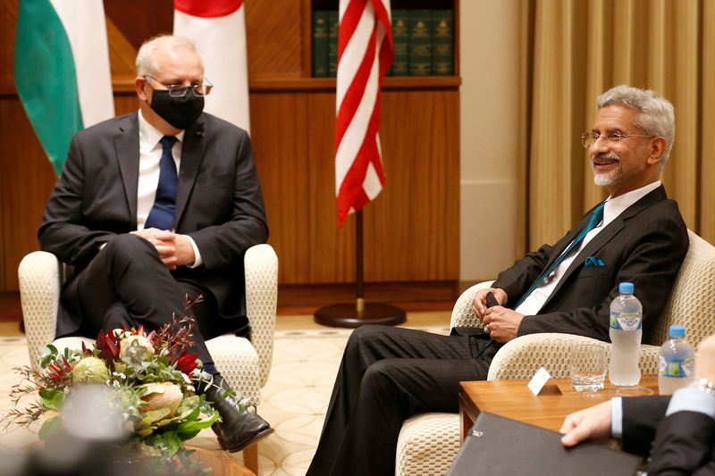 &copy; Reuters. FILE PHOTO: Indian Foreign Minister Subrahmanyam Jaishankar speaks with Australian Prime Minister Scott Morrison at Melbourne Commonwealth Parliament Office, in Melbourne, Australia February 11, 2022. Darrian Traynor/Pool via REUTERS