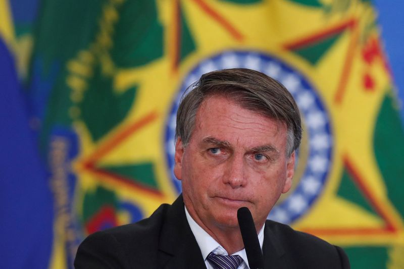 &copy; Reuters. Brazil's President Jair Bolsonaro speaks during a farewell ceremony of his Ministers at the Planalto Palace in Brasilia, Brazil March 31, 2022.REUTERS/Adriano Machado